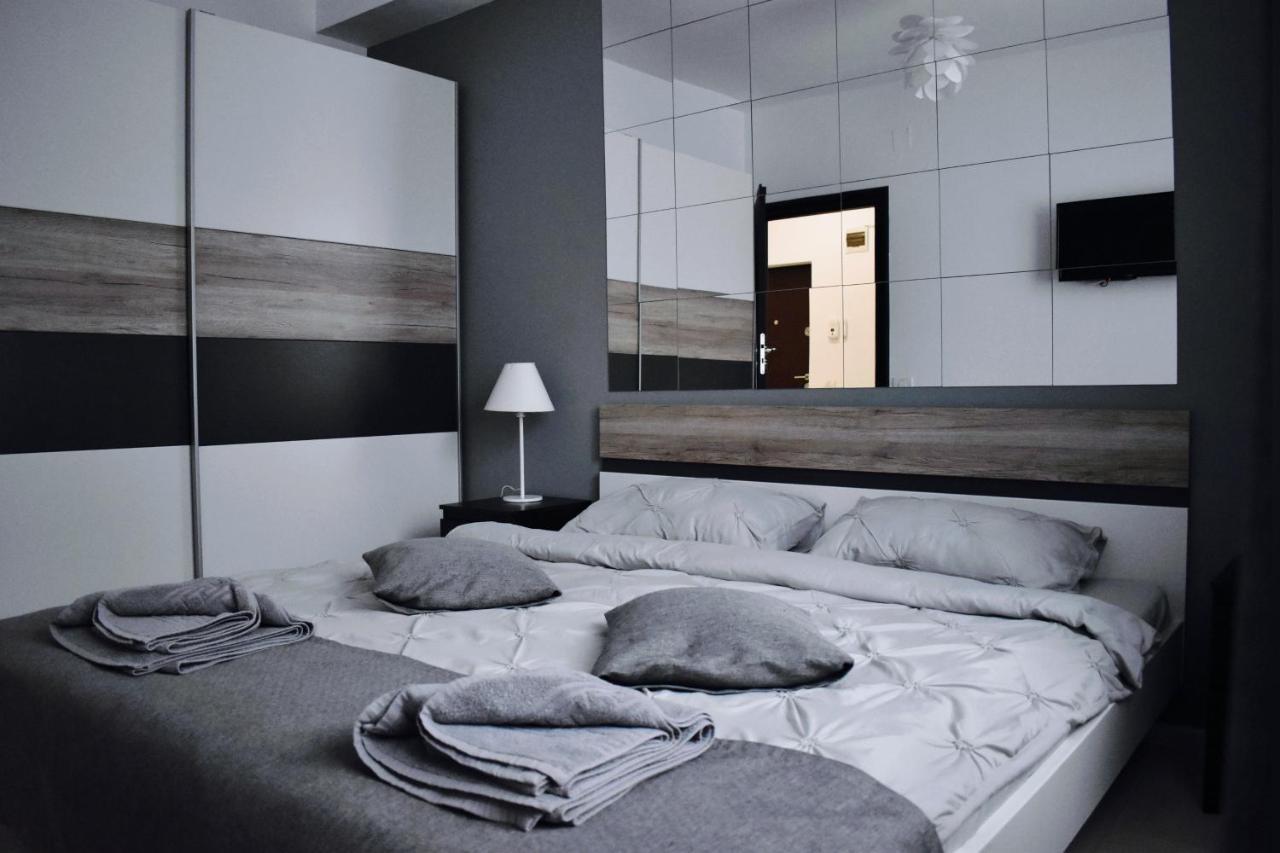 Etalon Airport Apartments أوتوبين المظهر الخارجي الصورة