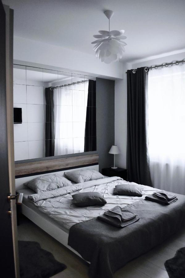 Etalon Airport Apartments أوتوبين المظهر الخارجي الصورة